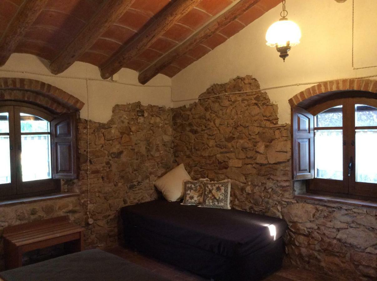La Caseta Vella Falset Buitenkant foto