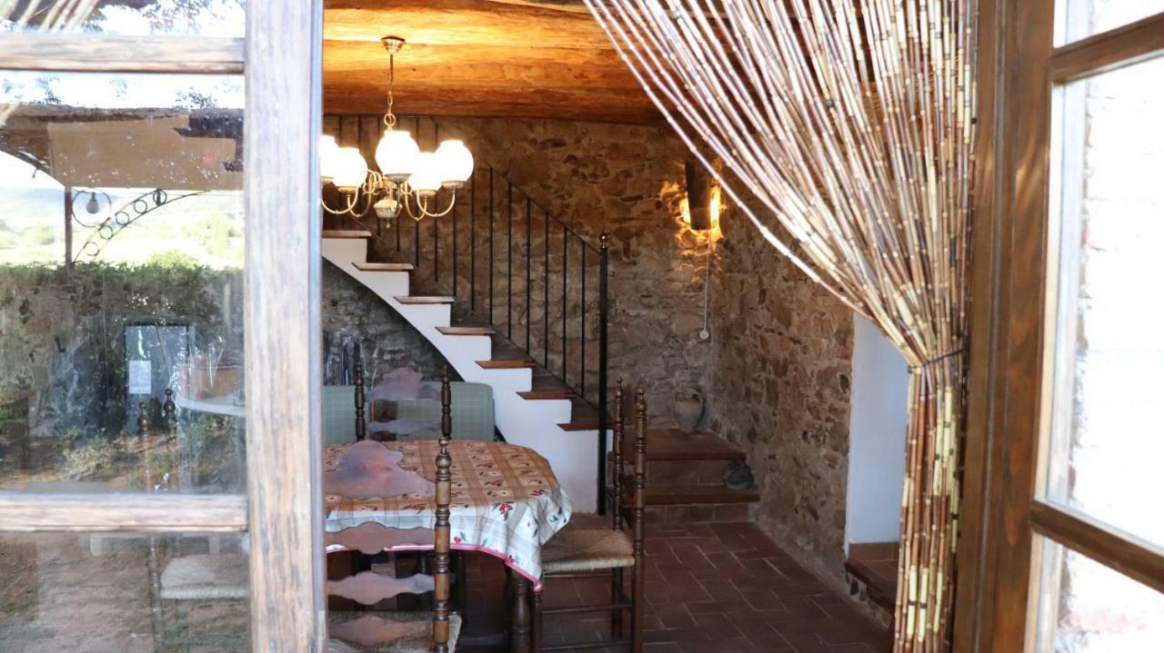 La Caseta Vella Falset Buitenkant foto